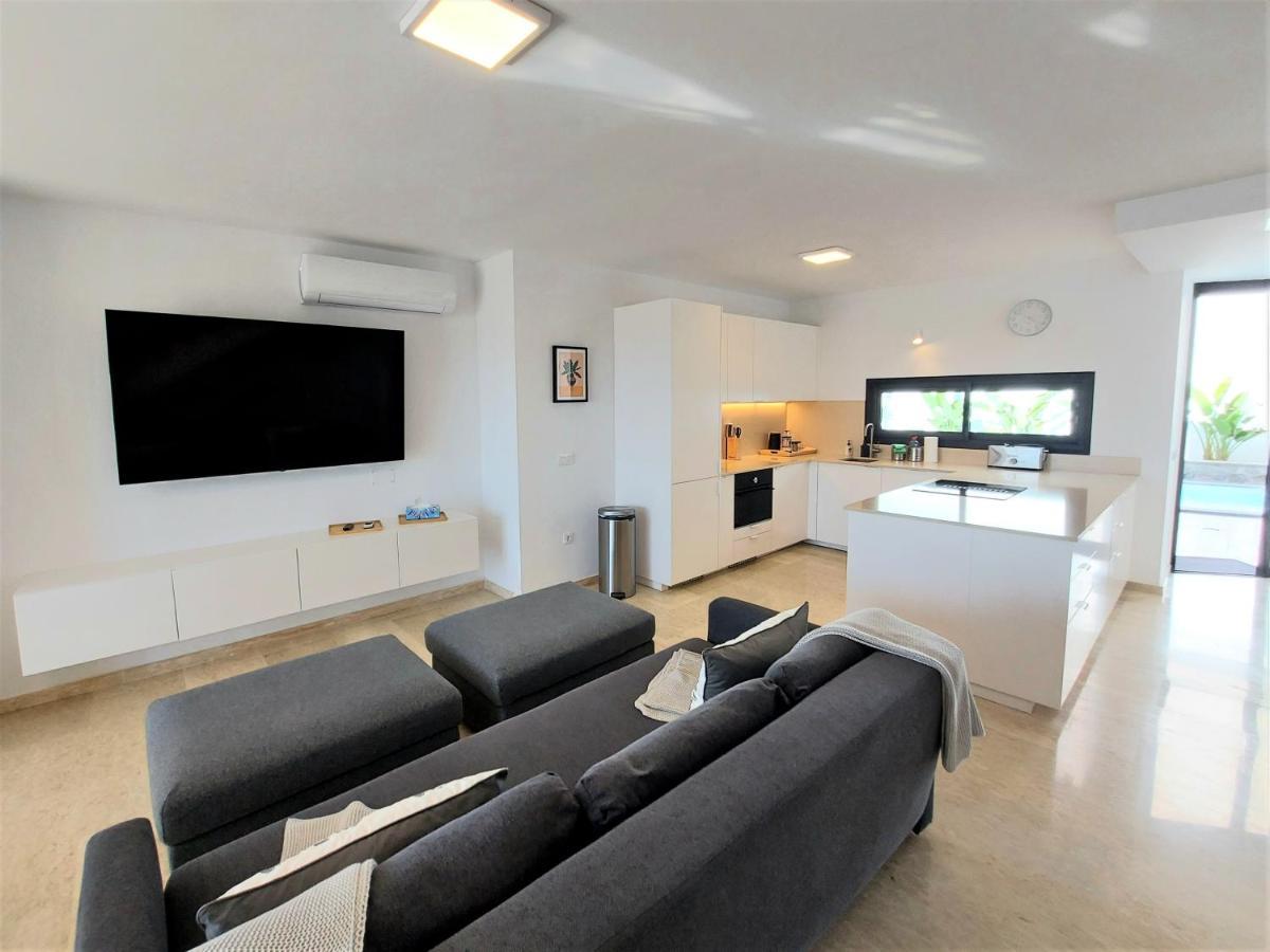 Villa Playa Amadores - Luxury Villa With Heated Pool Puerto Rico  Eksteriør billede